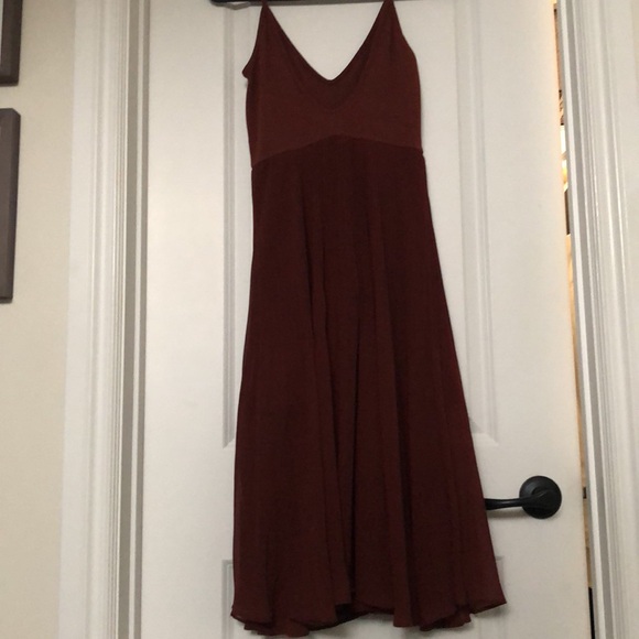 Gorgeous like new fit and flare rust-coloured dress from Aritzia - Picture 4 of 5